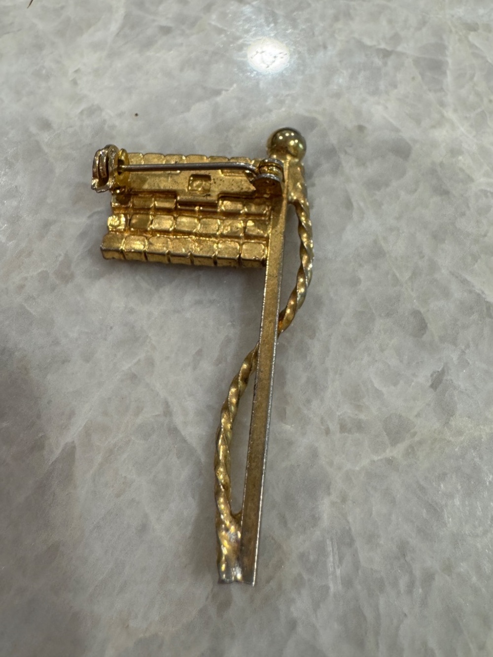 Vintage American Flag Rhinestone Pin Brooch - Picture 3 of 8